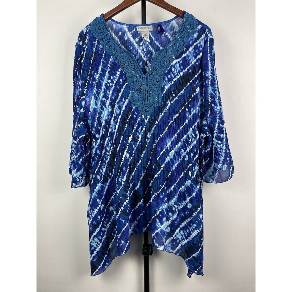 Catherines Blue White Crinkle Sharkbite Hem Crochet Neckline Tunic Top Size 2XWP
